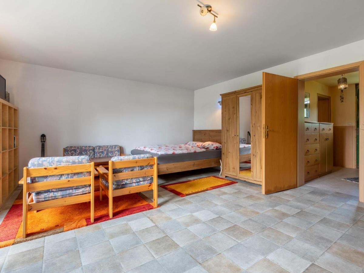 Snug Holiday Home In Divitz Spoldershagen Near Skydiving Екстер'єр фото