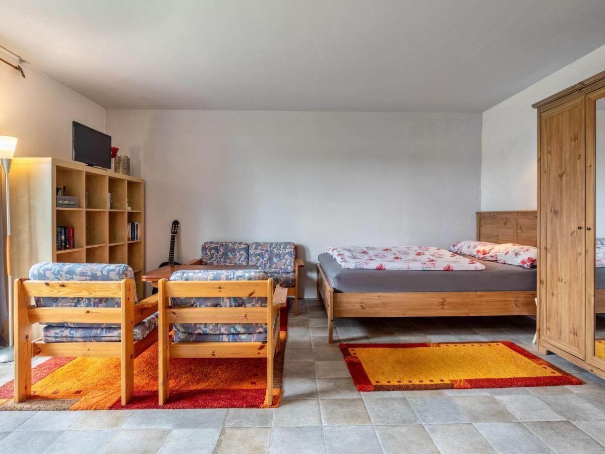 Snug Holiday Home In Divitz Spoldershagen Near Skydiving Екстер'єр фото